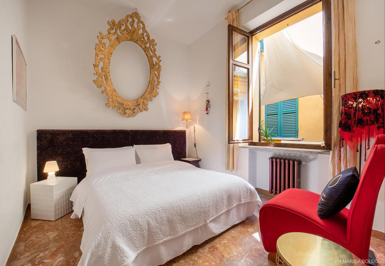 Billie'S Flat Red - Art & Design Apt In Verona Historic Centre Dış mekan fotoğraf
