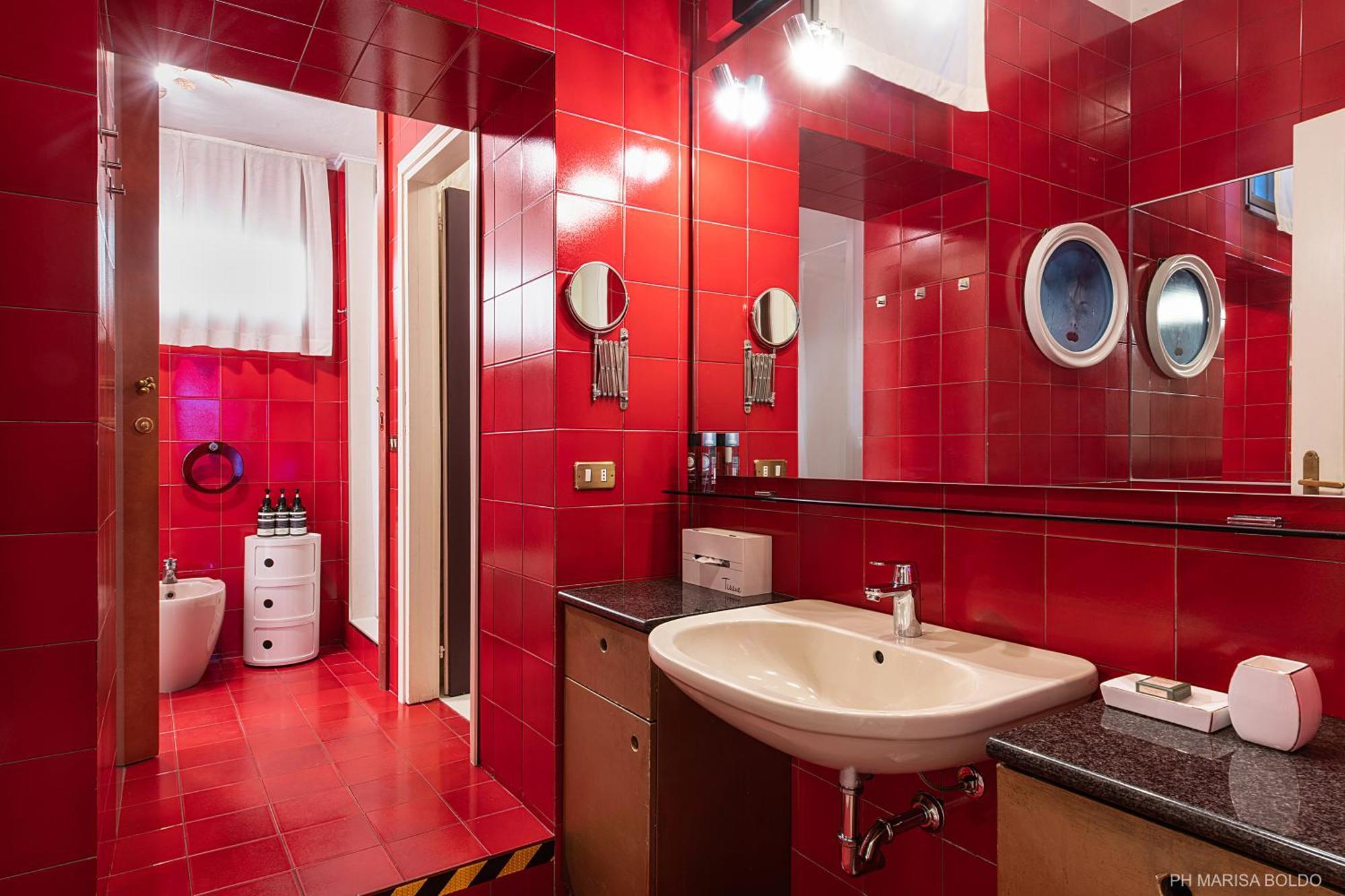 Billie'S Flat Red - Art & Design Apt In Verona Historic Centre Dış mekan fotoğraf
