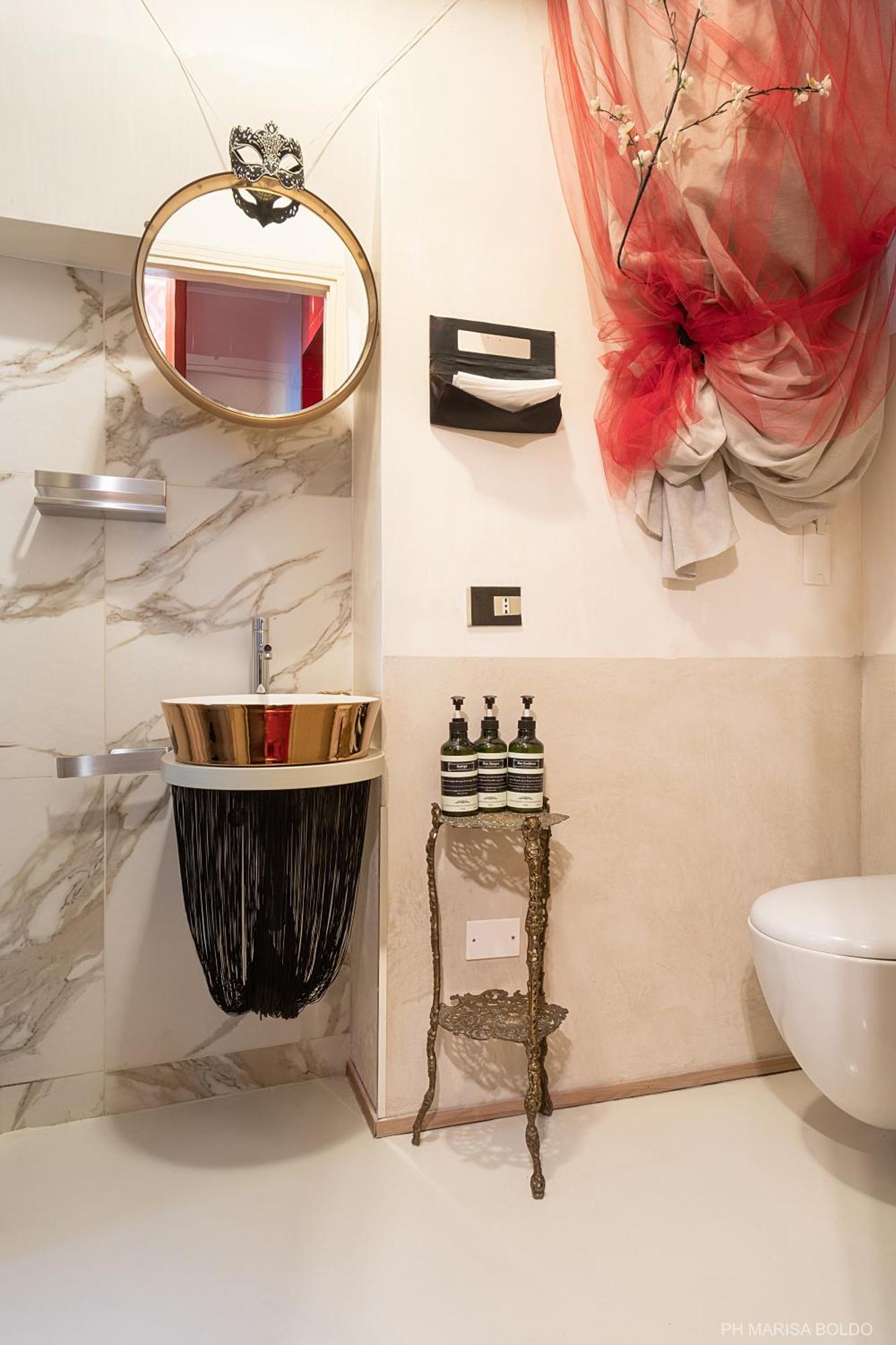 Billie'S Flat Red - Art & Design Apt In Verona Historic Centre Dış mekan fotoğraf