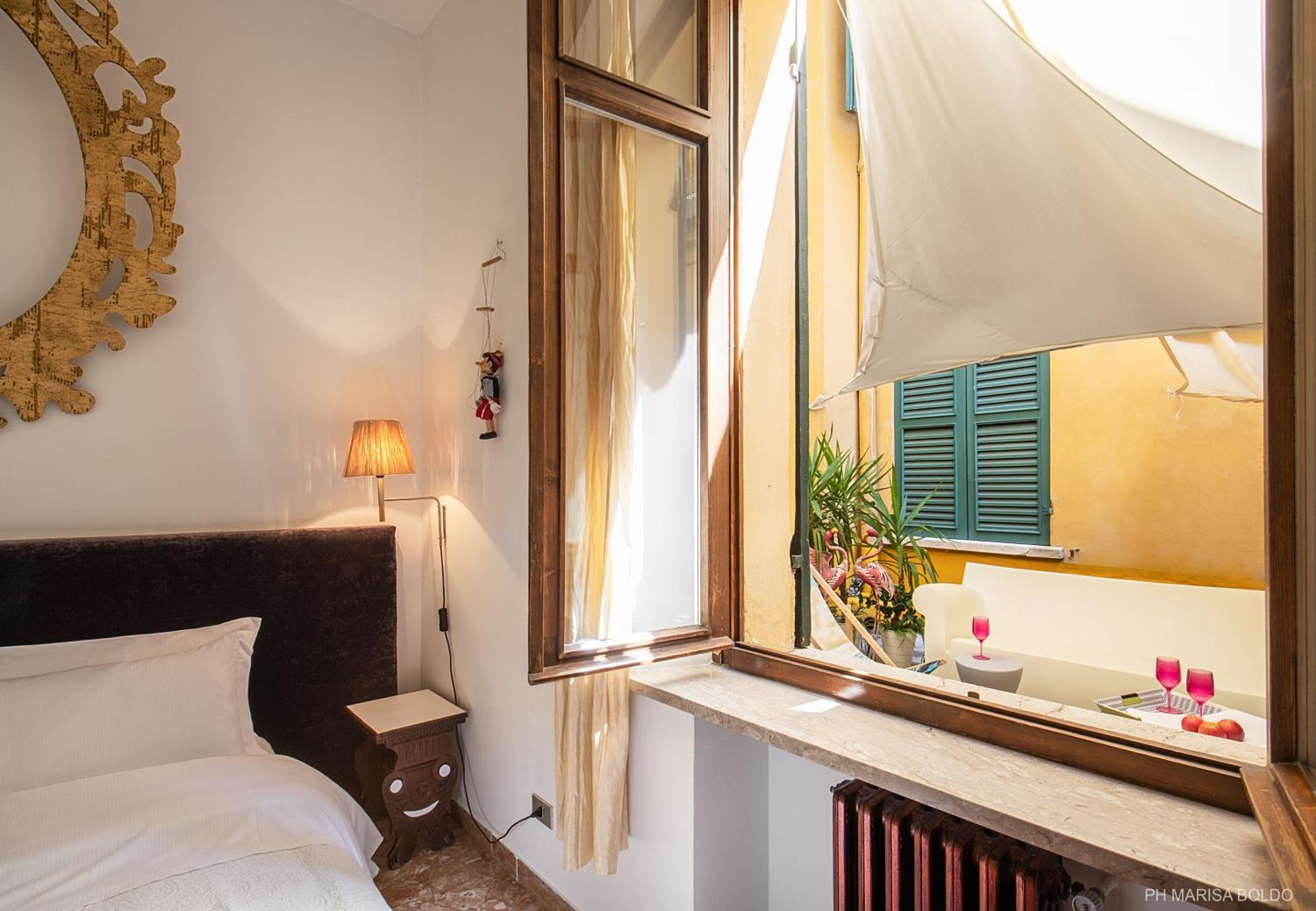 Billie'S Flat Red - Art & Design Apt In Verona Historic Centre Dış mekan fotoğraf